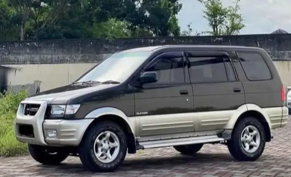 Isuzu Panther Lawas, Harga Murah Gesit dan Irit 