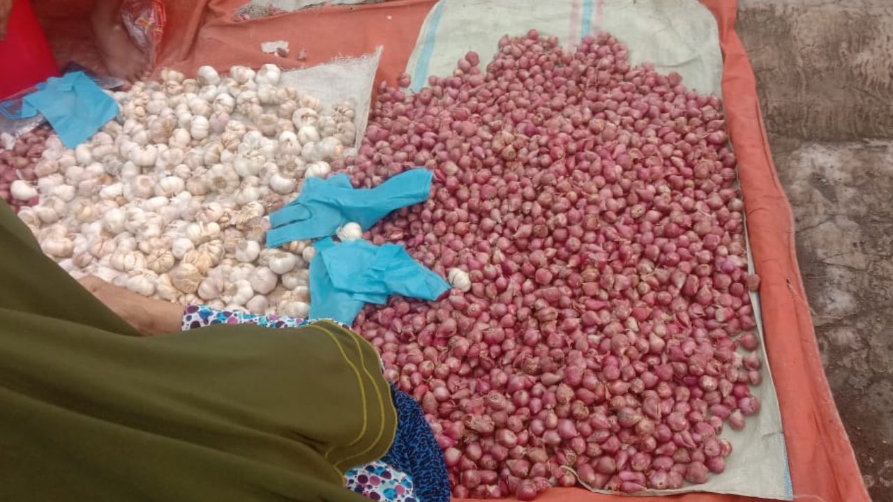 Kamu Harus Tahu! Ini 3 Tips Memilih Bawang Merah yang Bagus di Pasar