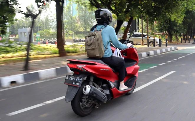 Tips Aman Berkendara Motor Jarak Jauh agar Tetap Fokus dan Bugar