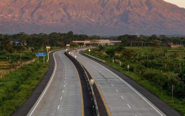 Mengapa Jalan Tol Ada yang Aspal dan Ada yang Beton ? Ini Penjelasan Lengkapnya