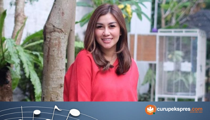 Lirik Lagu ' Diseluruh Dunia ' Nisya Ahmad