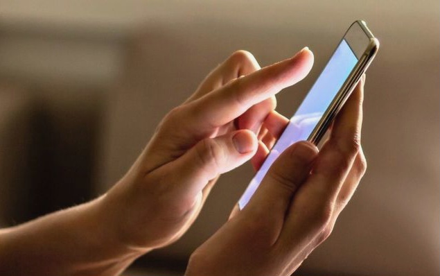 Mode Hemat Daya HP Aman Digunakan Terus-Menerus atau Berisiko?