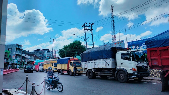 Ini Harapan Sopir Truk Batubara Usai Ditertibkan Personil TNI