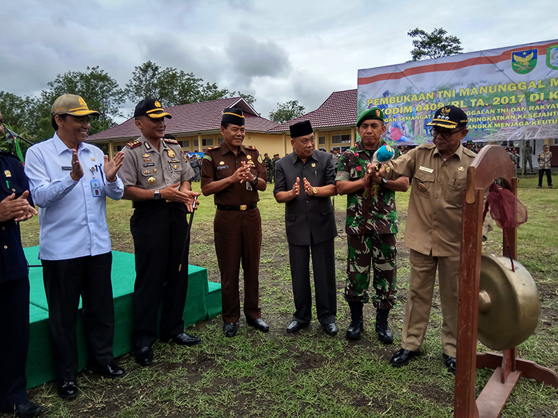 Bupati Buka TMMD ke-98