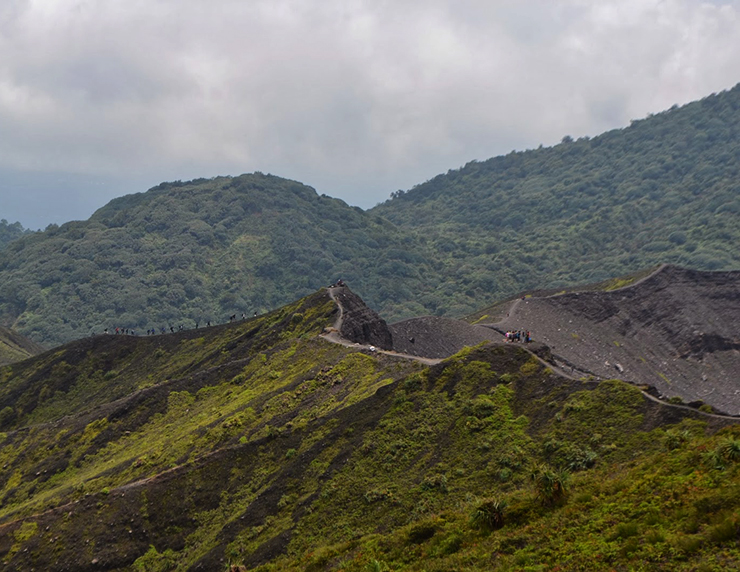 Jalur Pendakian Bukit Kaba Dibuka Kembali