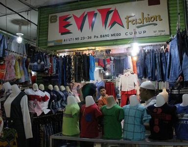 Evita Fashion, Sedia Busana Muslim Keluarga