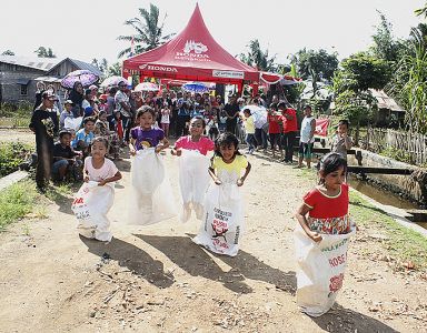 Pesta Rakyat Desa Sukaurajo Berlangsung Meriah