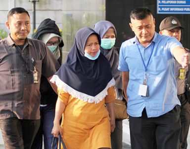 Tiba di KPK, Hakim dan Panitera PN Bengkulu Membisu