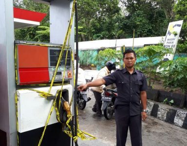 Polisi Sita 16 Dirigen BBM dari SPBU Simpang Nangka