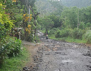 Lembak, Dominasi Desa Tertinggal