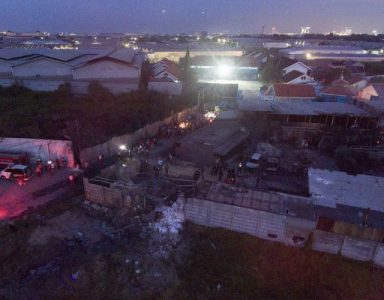 Detik-detik Meledaknya Pabrik Mercon di Tangerang