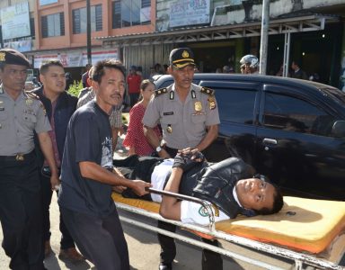 Hantam Buntut Truck, ASN Pemkab Patah Kaki