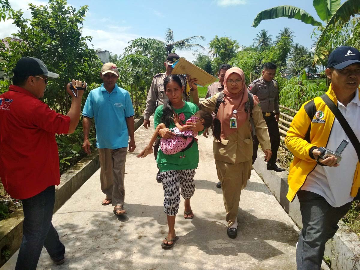 2 Anak Dibawa ke RSUD Curup, Idap Penyakit Misterius