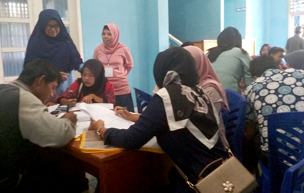 Pelamar Pegawai PDAM Membludak,  Lapangan Kerja Sulit