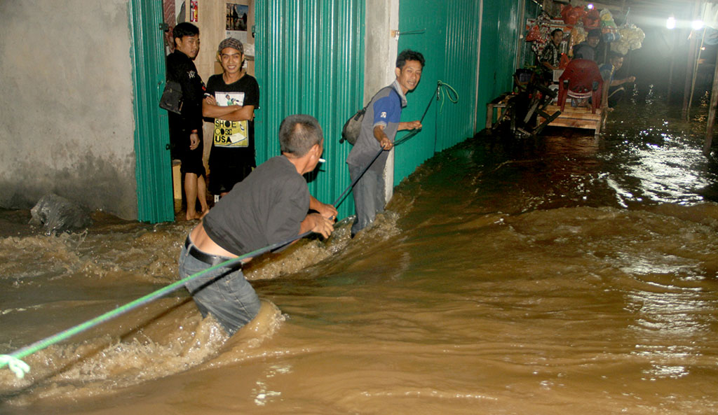 Banjir Harus jadi PR Bersama