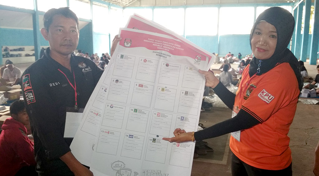 Belasan Surat Suara Robek dan Kusam