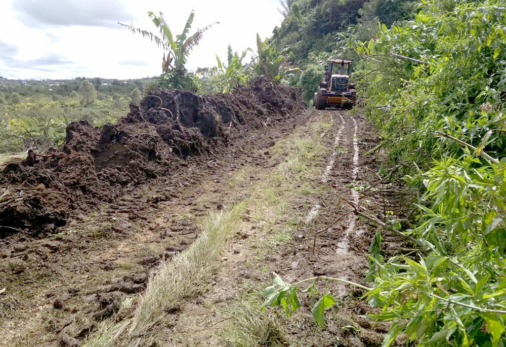 Alasan Miskomunikasi,  Tempo Sebulan Material Longsor DMHB Terbengkalai