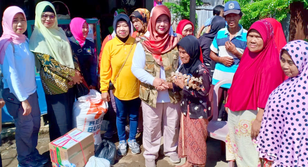 PKK Beri Bantuan Sembako