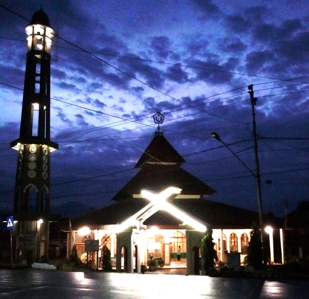 Masjid Baiturrahman,  Berantas Buta Huruf Hijaiyah, Terapkan Ngaji Gratis