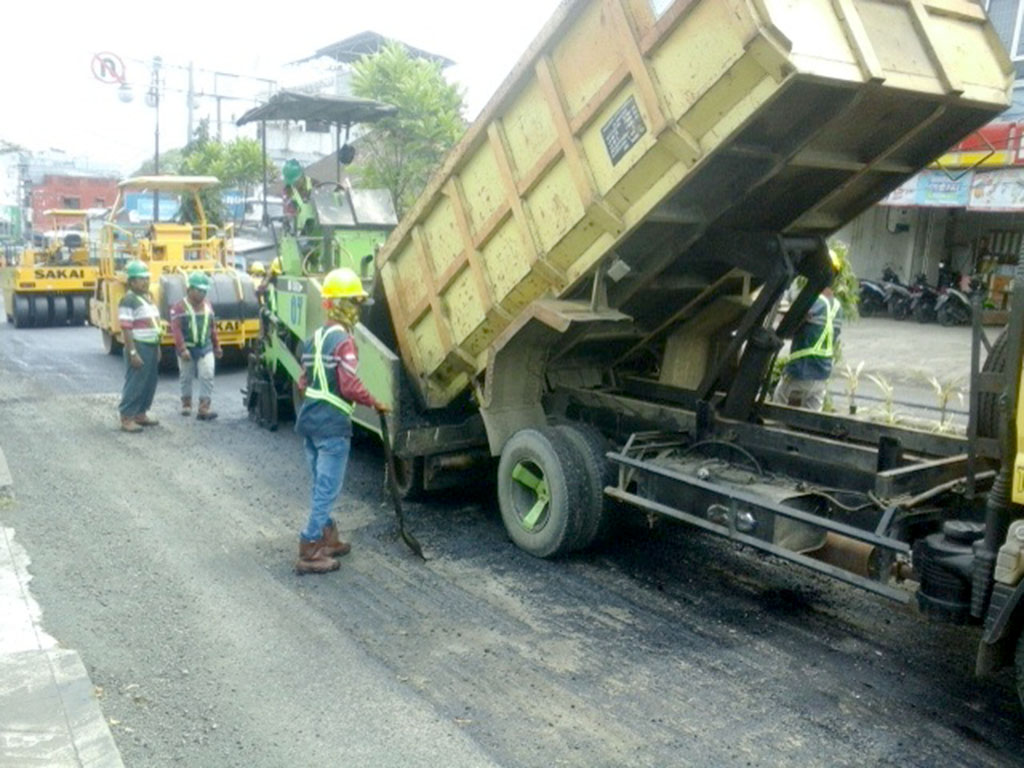 Pekerjaan Tambal Sulam Jalan Ditarget