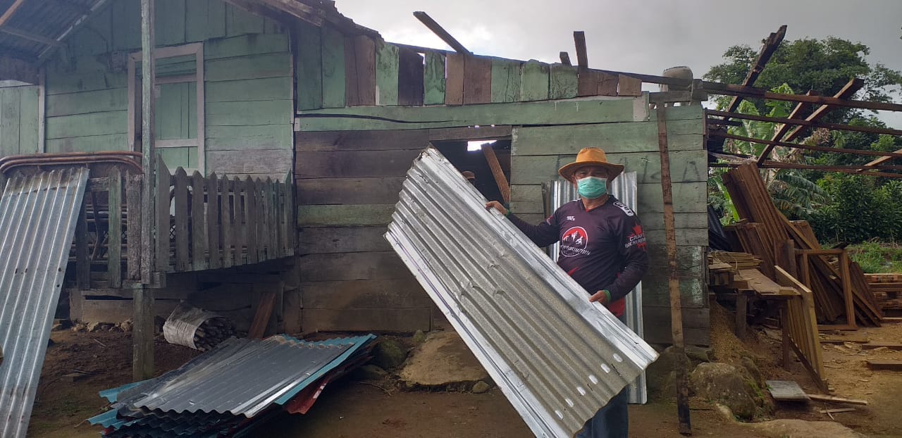 Belasan Rumah Rusak Diterjang Puting Beliung