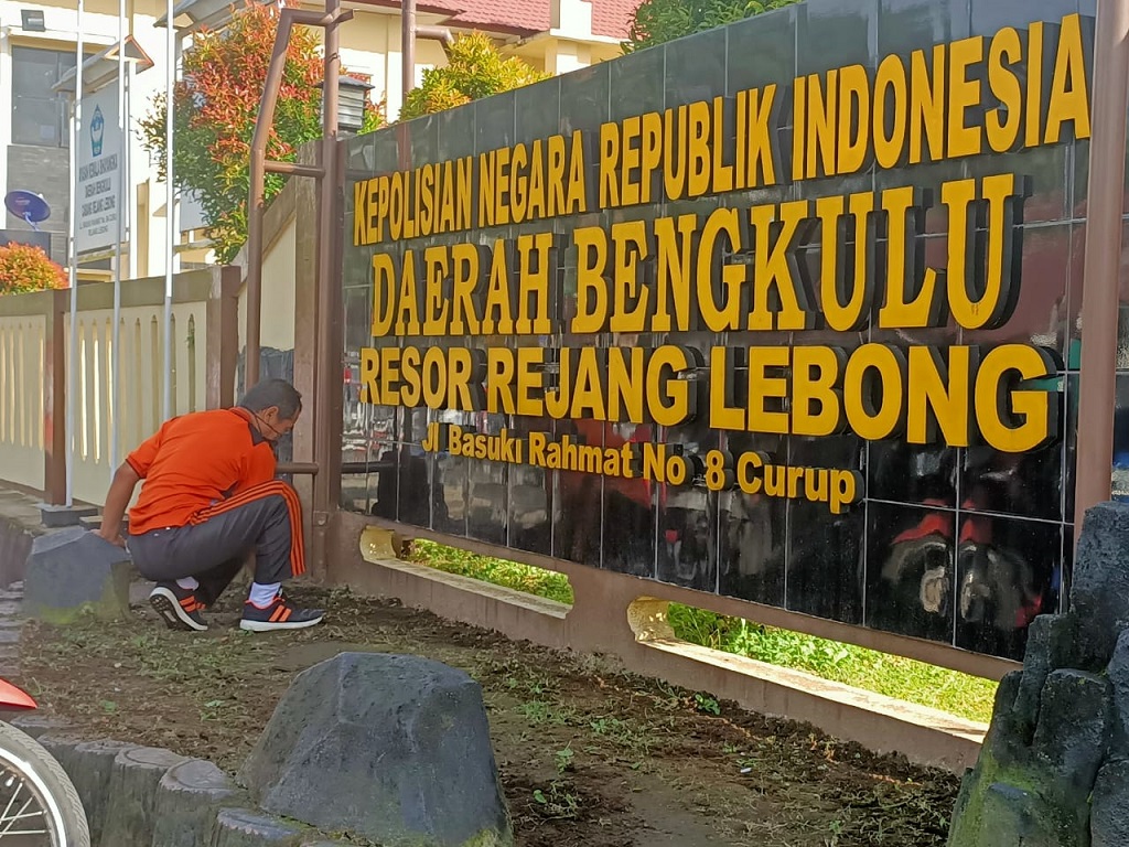 Kurve Serentak Warnai Hari Bhayangkara ke 74