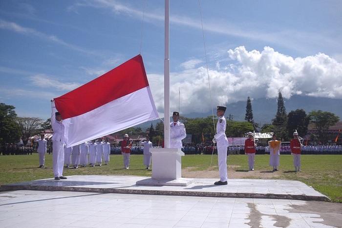 Skema Pengibaran Bendera di Tengah Pandemi Disiapkan