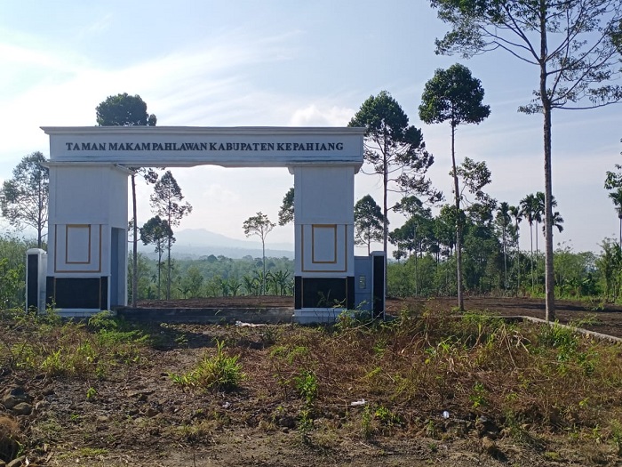 Pemindahan Makam Pahlawan Molor Lagi