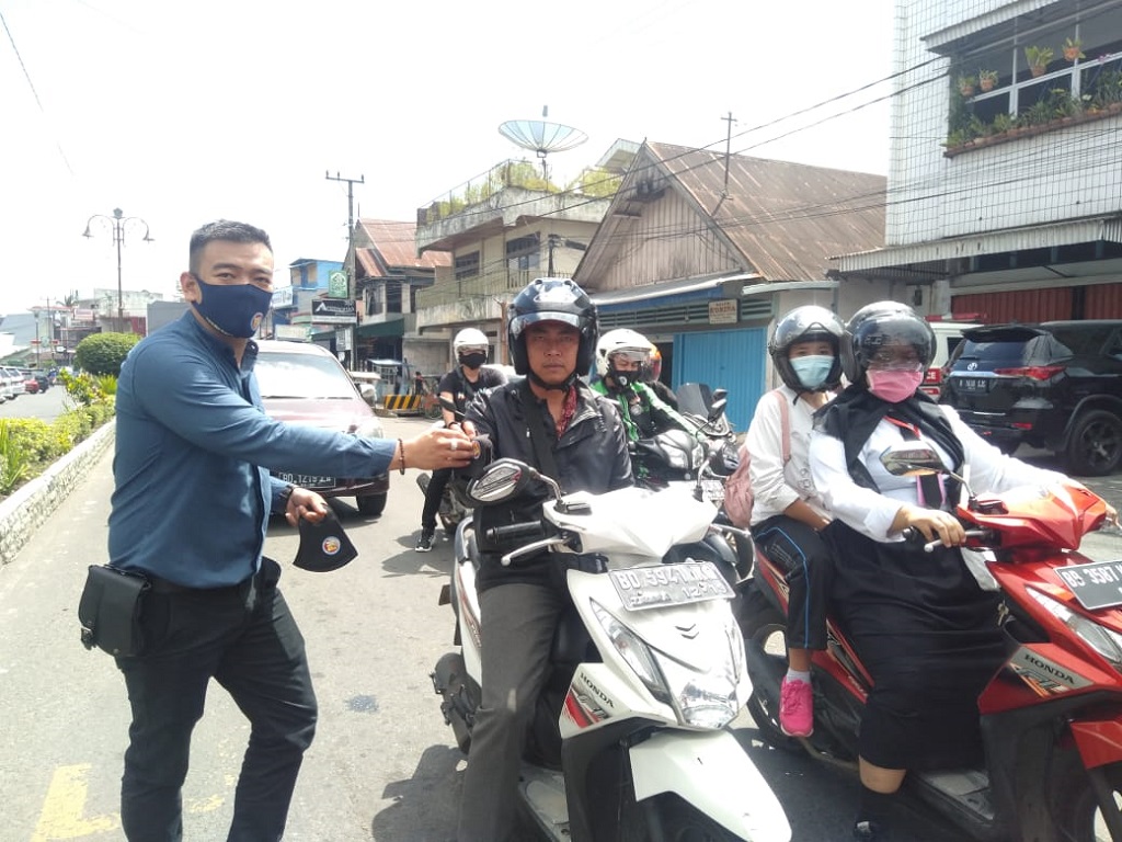 PMW Bagi 1000 Masker Gratis