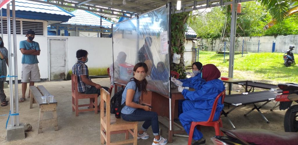 Cegah Covid-19 Ala Bupati Hijazi, Pengadaan Masker Hingga Penegakan Perbup