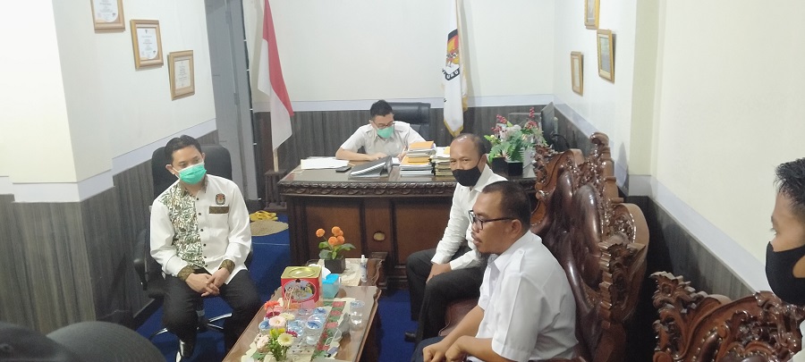 Tim Agusrin Hearing ke KPU, Tekait Kabar Aksi Massa Hari Ini