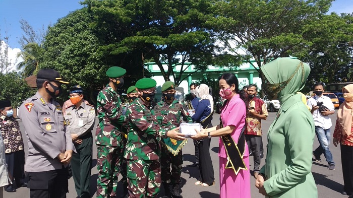 Desa Diharapkan Jadi Pelopor Disiplin Covid, Bersama Toko Adat