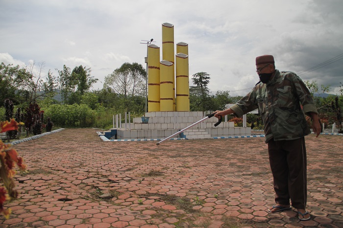 Lantai Makam Pahlawan Amblas