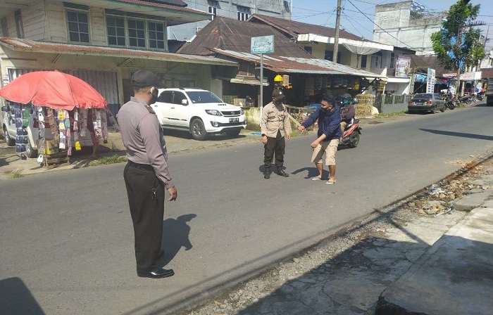 Pelaku Curanmor Dihajar Massa, TKP Depan Kosan