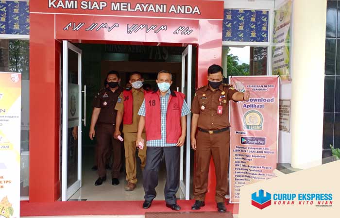 Korupsi Lahan Kantor Camat TK Mantan Dewan dan PPTK Ditahan Jaksa