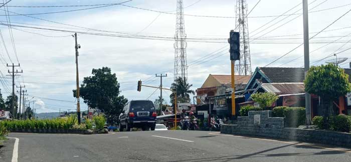 Dua Titik Traffic Light Padam