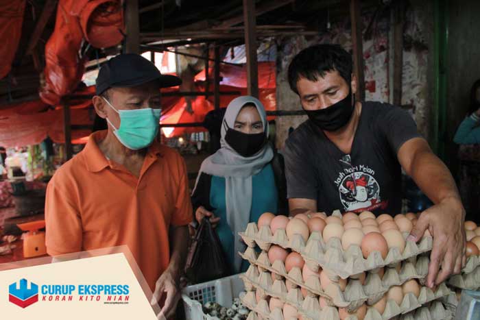 Jelang Nataru, Harga Telur Naik