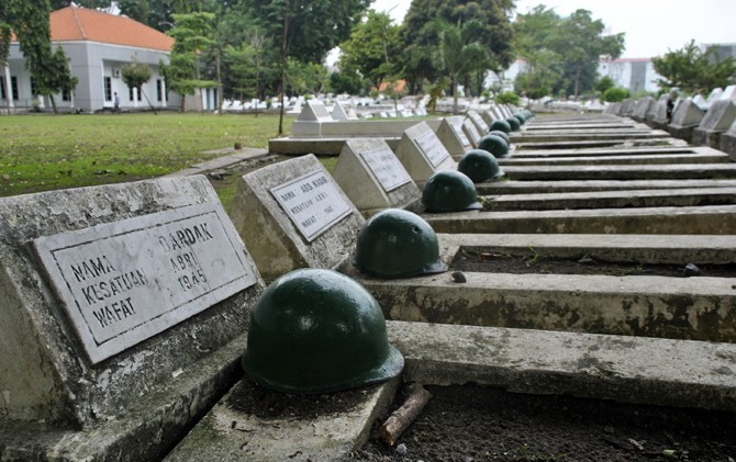 Pemindahan Makam Pahlawan Dipercepat