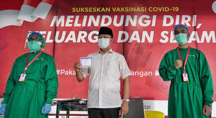 Jalani Vaksin Kedua, Gubernur Sebut Tidak Rasakan Efek Samping