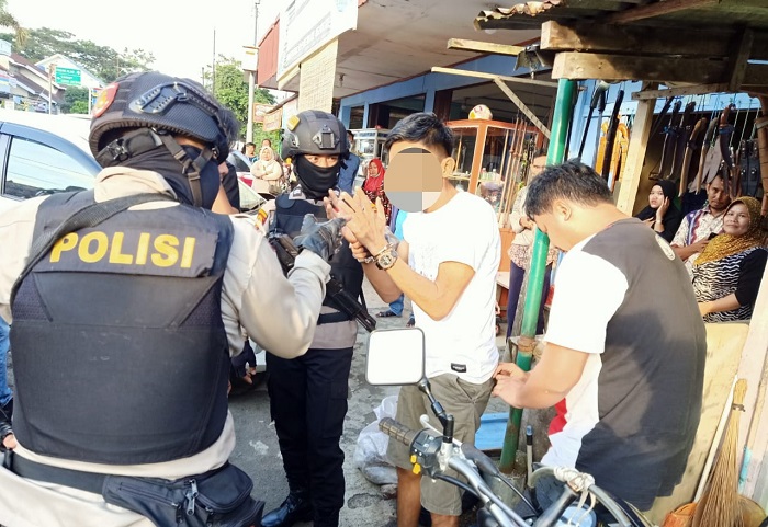 Penangkapan Bandar Sabu Berlangsung Dramatis, Sempat Terjadi Tembakan Sebelum akhirnya Menyerah