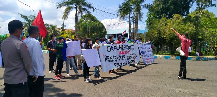 Perda Pengguna Jalan Dinilai Tidak Diterapkan, Puluhan Massa Demo Gubernur