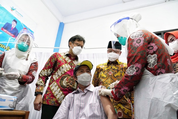 Vaksinasi Tetap Berjalan di Bulan Ramadhan, Herwan: Tidak Membatalkan Puasa