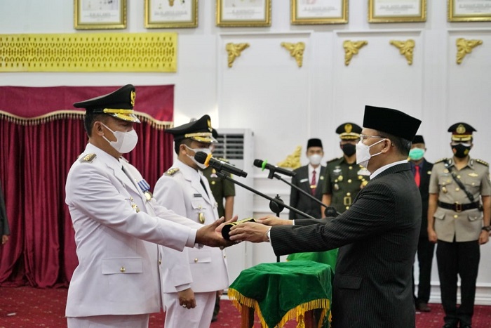 Gubernur Lantik Bupati dan Wabup Kaur