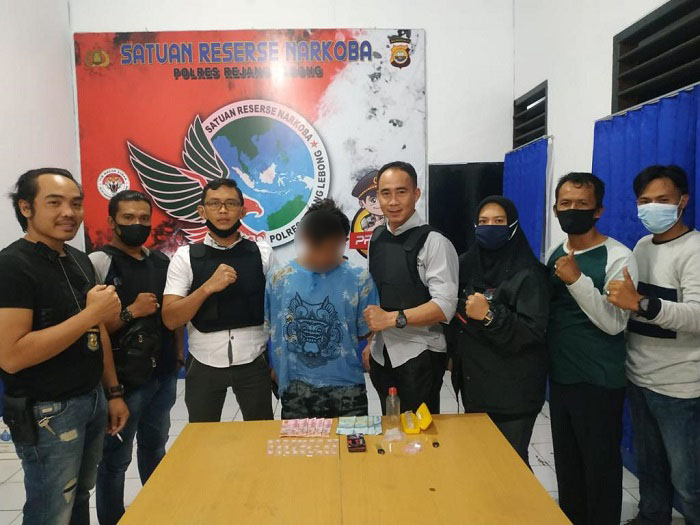 Oknum Petani Simpan 28 Paket Sabu