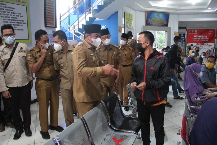 Fasilitas Ruang Pelayanan BPKB Dinilai Kurang