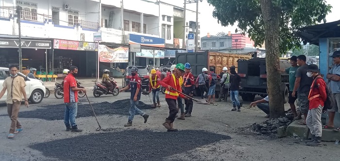 2022, Pemkab Targetkan Seluruh Jalan Mulus