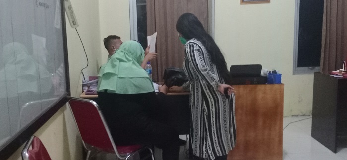 Hina Satgas Covid-19 di Medsos, IRT Padang Lekat Dilaporkan ke Polisi