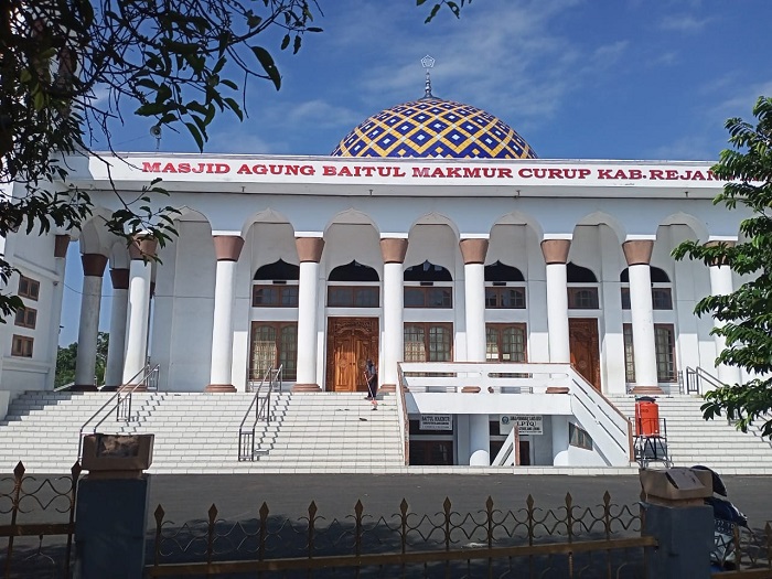 Masjid Agung Siap Laksanakan Salat Id, Dengan Prokes Ketat