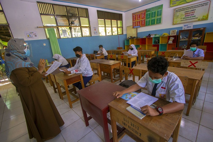 SE PPKM Terbaru, KBM Tatap Muka Diperbolehkan