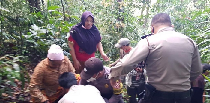 Bayi Malang Sengaja Dibuang Dihutan, Diduga Hasil Hubungan Gelap